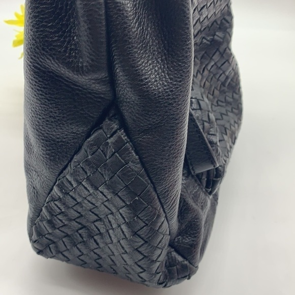 Elliot Lucca Black Leather Handle Bag. BP1634A - Picture 7 of 14